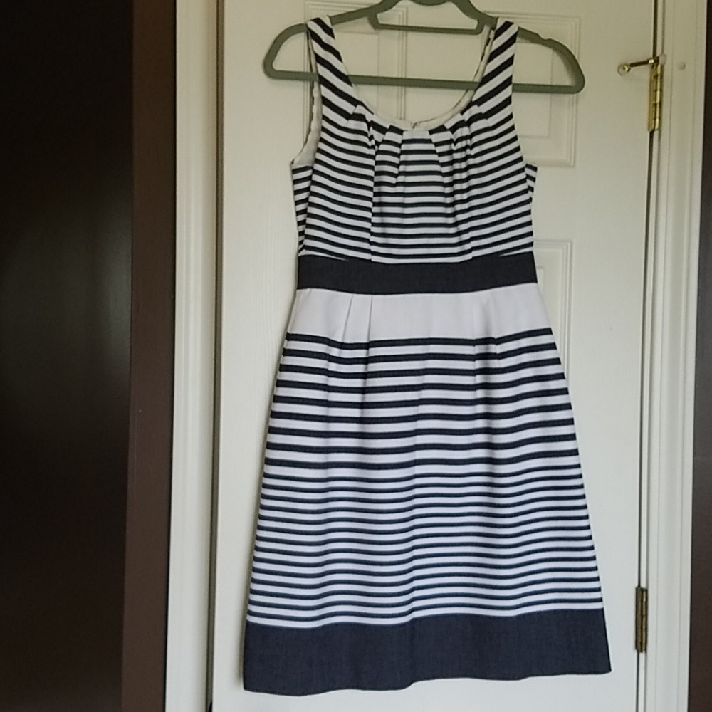 Banana Republic striped dress 2P